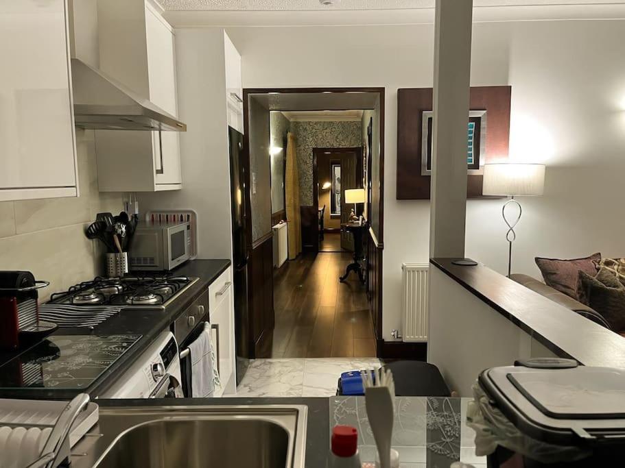 The Nook - 2-bed With Garden :) Apartment Crieff